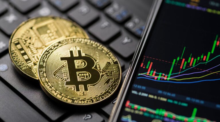كيفية جعل المنصات المركزية أكثر تنظيماً وشفافية